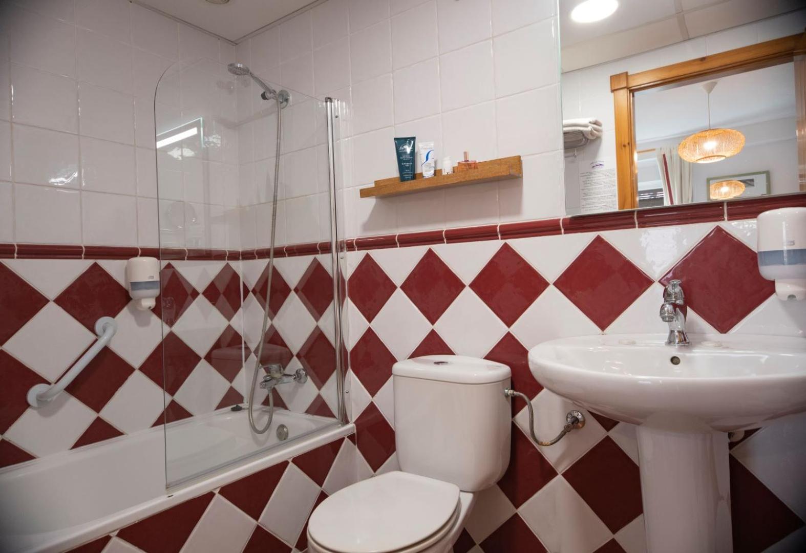 Hostal San Juan Salobrena Ngoại thất bức ảnh